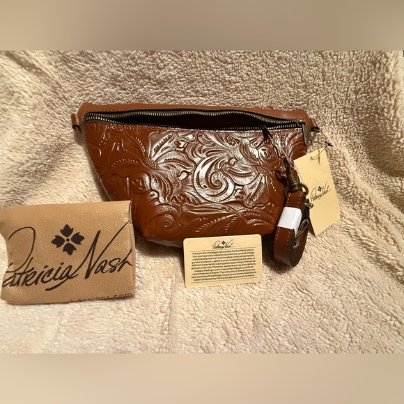 NWT Patricia Nash Leather Tinchi Convertible Bag - belt bag to crossbody - Picture 3 of 13